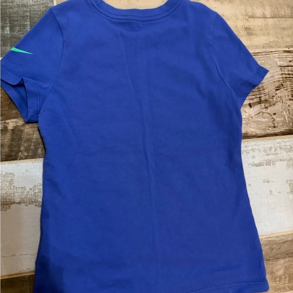 Nike Kids Short Sleeve Tee in Purple/Blue with Green Graphics